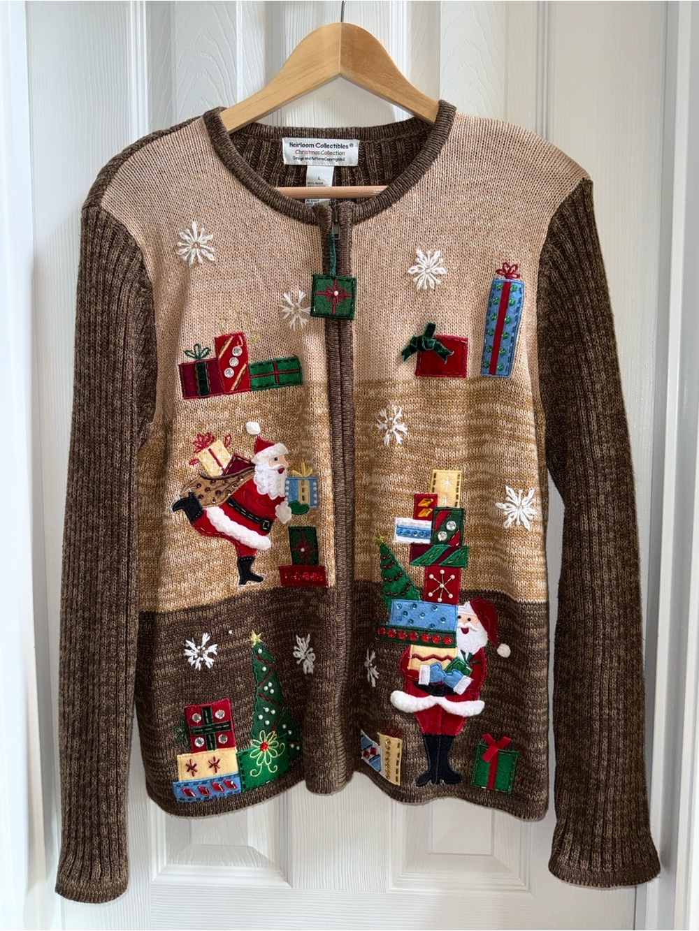 Vintage NWT Heirloom Full Zip Christmas Sweater L Beige Santa Gift Boxes Holiday
